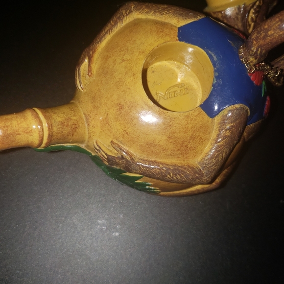 NiNi Miniature Monkey Teapot - Picture 3 of 4